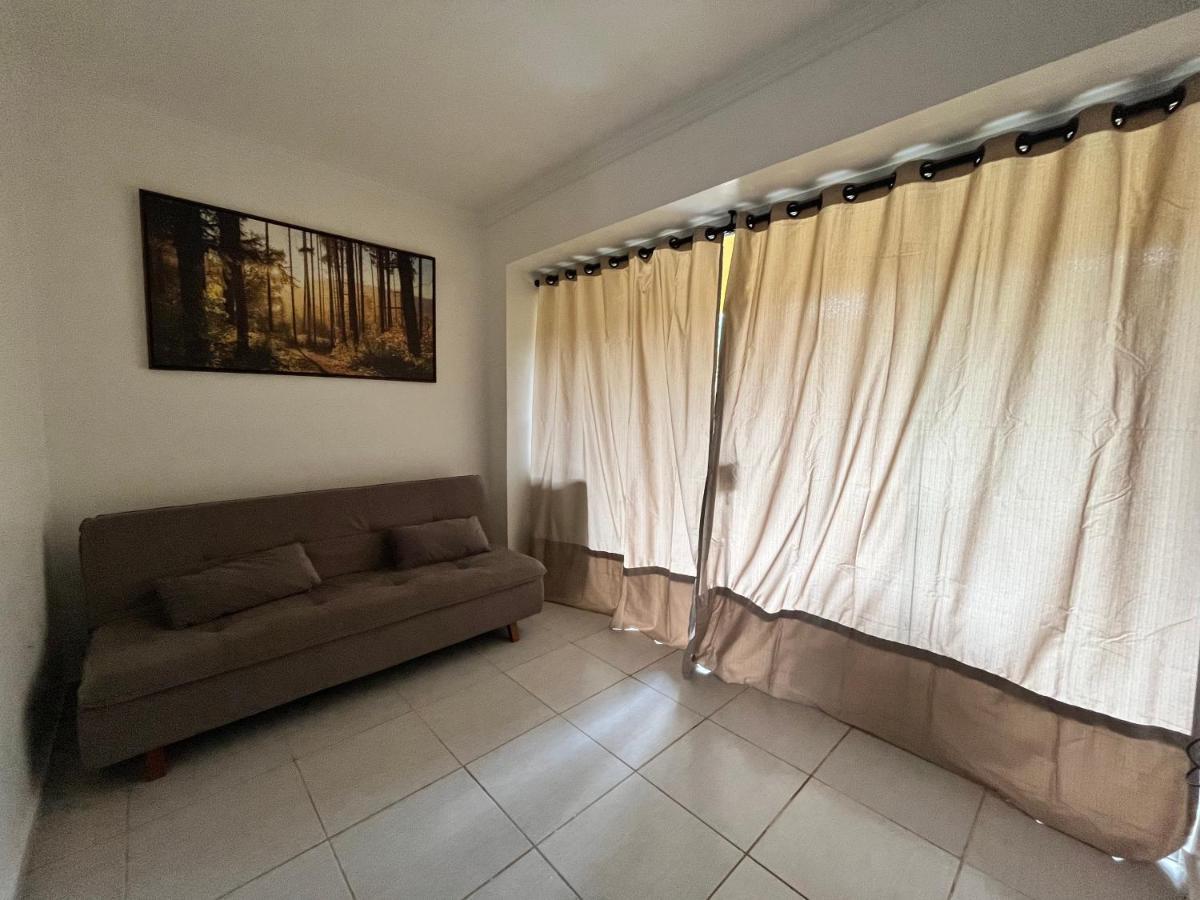 Winterville Flat 307 *